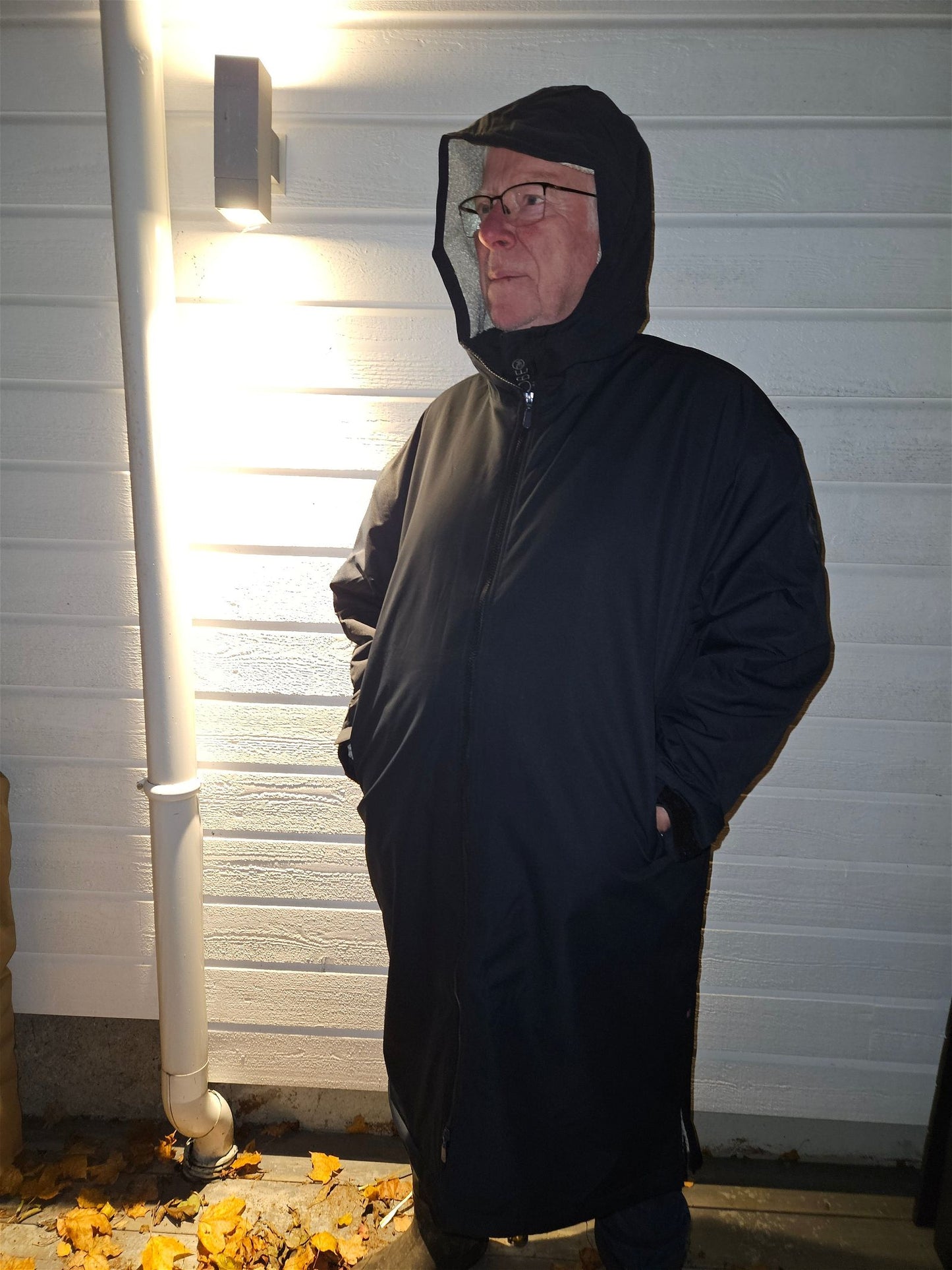 Comfyrobe™ Vindtett jakke med min. 8000mm regnsøyle - Hjem & Fritidsshoppen.no