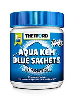 Thetfor Aqua Kem BlueSachets sanitærmiddel boks med 15 på hvit bakgrunn